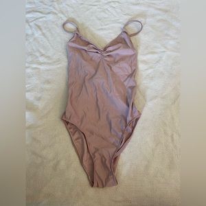 Bullet Pointe Leotard